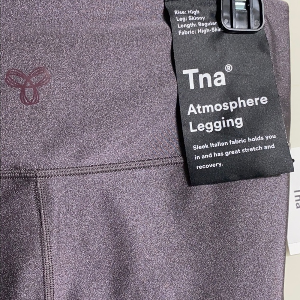 NWT TNA Atmosphere high rise leggings